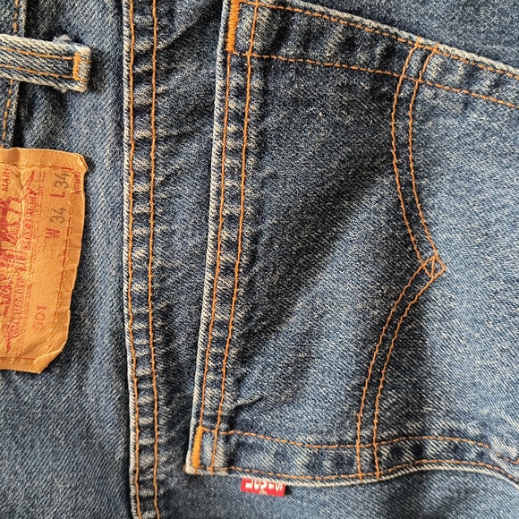Men's 501 levis - Picture 2 of 2